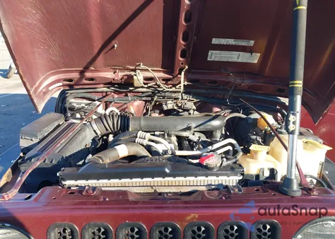 2001 Jeep Wrangler Sahara z USA, uszkodzony, nr VIN 1J4FA59S71P376013